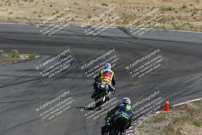 media/Apr-20-2025-AHRMA (Sun) [[393a79c373]]/Race/Group 10/Turn 4b/